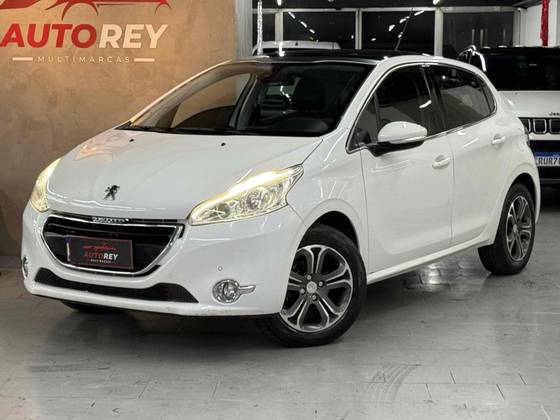 PEUGEOT 208 1.6 GRIFFE 16V FLEX 4P AUTOMÁTICO